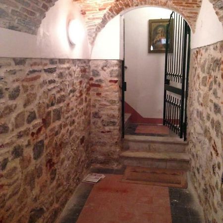 A Little Gem In The Old City Center... Леричи Экстерьер фото